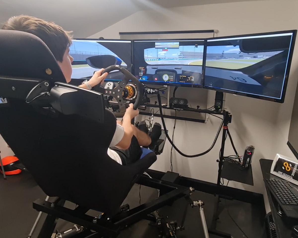 Simulator Session Motion Simulator Driver Coaching Session – Sim School